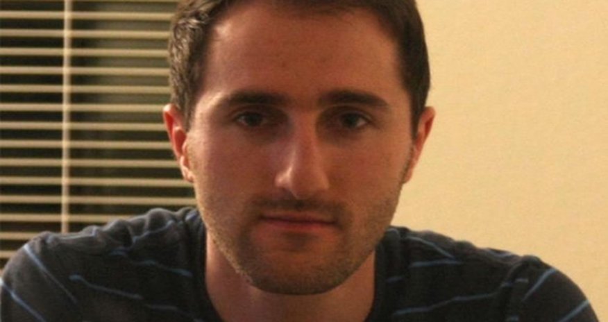 "Twitter"dən milyonlar qazanan azərbaycanlı: "Bu, mənim üçün cibxərcliyidir!" - MÜSAHİBƏ "Twitter"dən milyonlar qazanan azərbaycanlı: "Bu, mənim üçün cibxərcliyidir!" - MÜSAHİBƏ