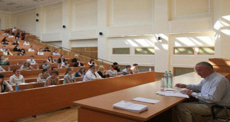С этого года в Азербайджане начнется выдача кредитов малообеспеченным студентам С этого года в Азербайджане начнется выдача кредитов малообеспеченным студентам