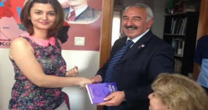 İstanbulda Aysel Əlizadənin kitabının təqdimatı olub İstanbulda Aysel Əlizadənin kitabının təqdimatı olub