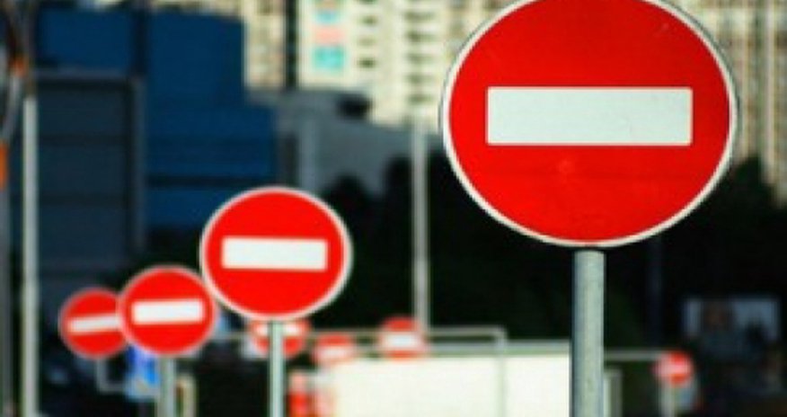 Движение на центральной улице Баку будет ограничено Движение на центральной улице Баку будет ограничено