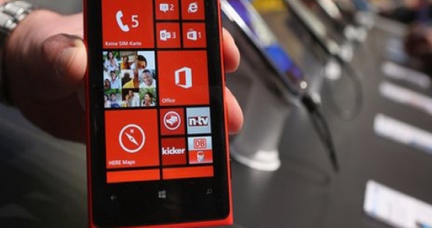 Nokia 'paid blackmail hackers millions' Nokia 'paid blackmail hackers millions'
