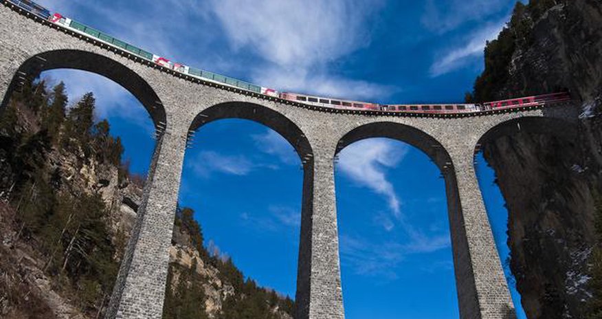 The Swiss train tourists don’t take - PHOTO The Swiss train tourists don’t take - PHOTO