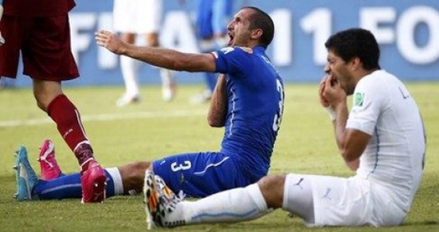 FİFA Suaresə ağır cəza verə bilər FİFA Suaresə ağır cəza verə bilər