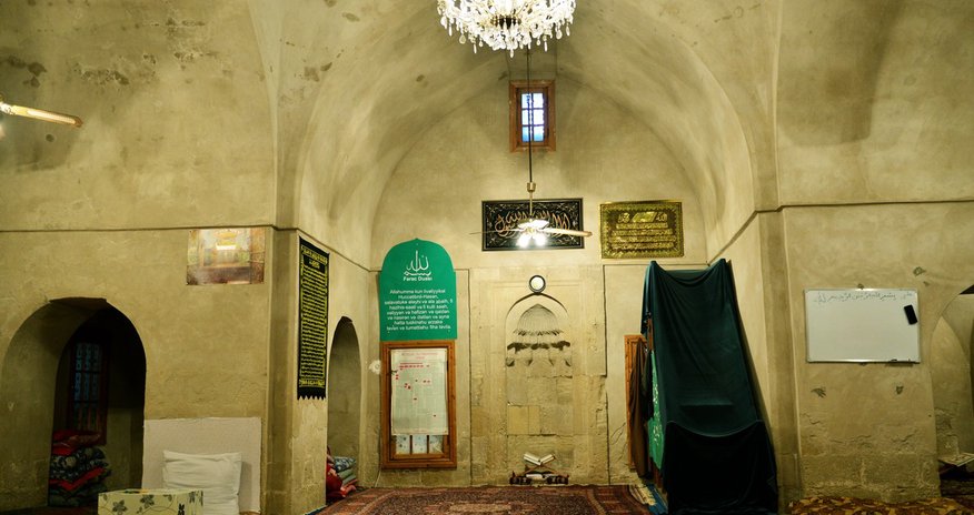 Qadının adı ilə adlandırılmış qədim Azərbaycan məscidi - FOTOLAR Qadının adı ilə adlandırılmış qədim Azərbaycan məscidi - FOTOLAR
