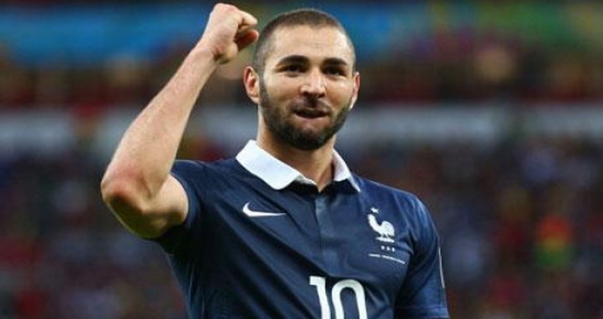 Benzema: "Hər oyundan əvvəl "Quran"ı dinləyirəm" Benzema: "Hər oyundan əvvəl "Quran"ı dinləyirəm"