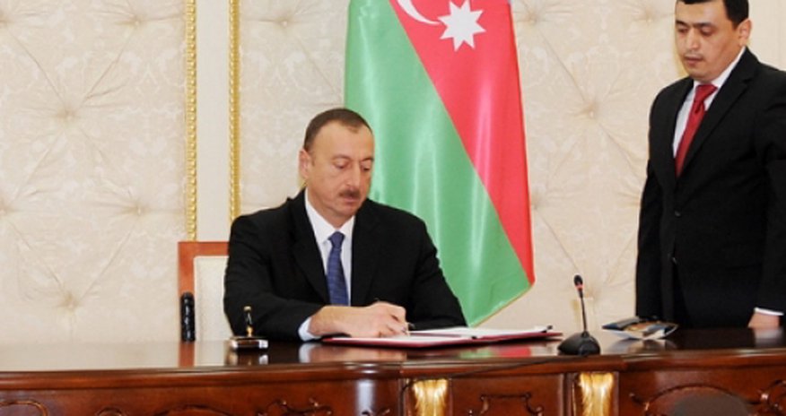 İlham Əliyev sərəncam imzaladı İlham Əliyev sərəncam imzaladı