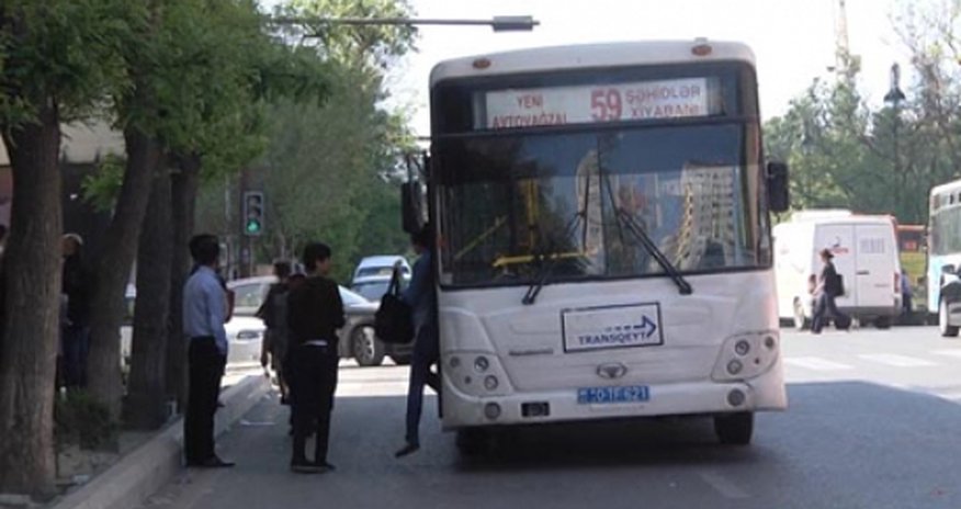 Bakıda sürücülər avtobusları qoyub qaçdılar - Problem Bakıda sürücülər avtobusları qoyub qaçdılar - Problem