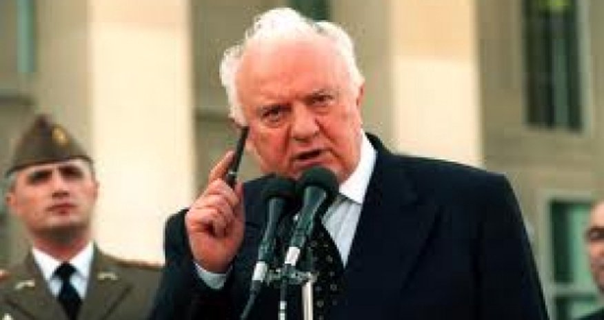 Georgian ex-President Eduard Shevardnadze dies at 86 Georgian ex-President Eduard Shevardnadze dies at 86