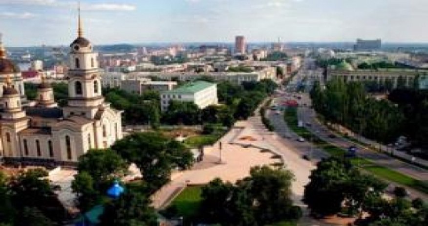 В Украине взяли в заложники четырех членов азербайджанской семьи В Украине взяли в заложники четырех членов азербайджанской семьи