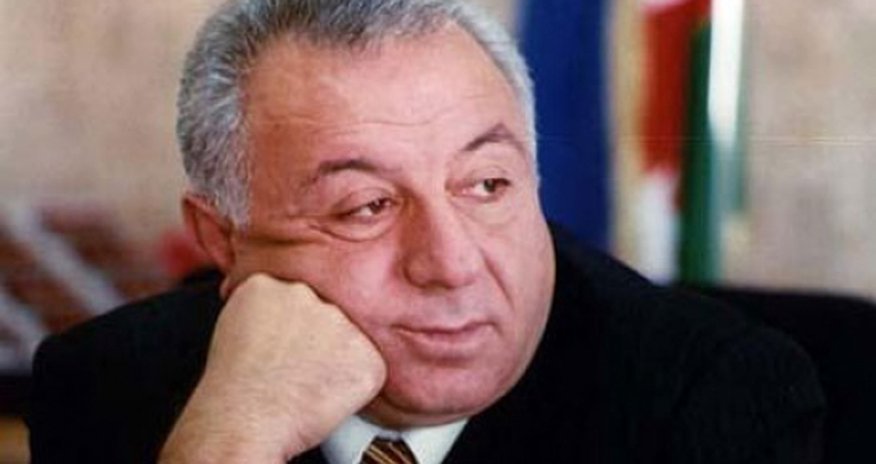Türkiyəli rejissor Hüseynbala Mirələmovun əsərinə serial çəkəcək Türkiyəli rejissor Hüseynbala Mirələmovun əsərinə serial çəkəcək