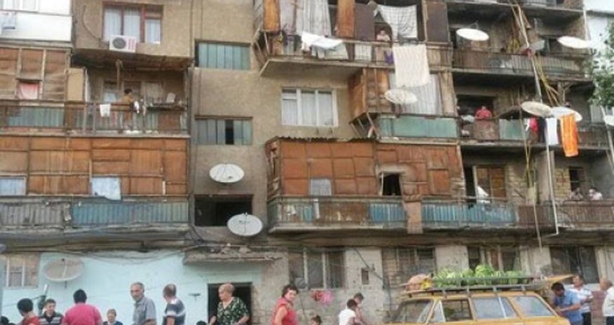 Gəncədə məktəblilər üçün FAHİŞƏXANA - ŞOK Gəncədə məktəblilər üçün FAHİŞƏXANA - ŞOK