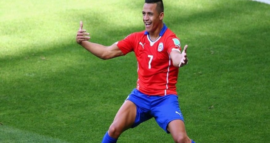 Barcelona forward signs for Arsenal Barcelona forward signs for Arsenal