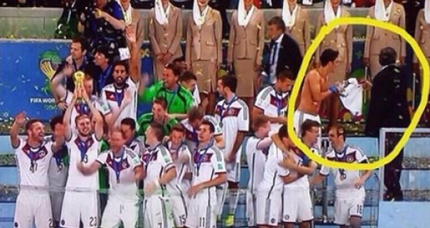 Platini Özildən forma istədi - FOTO Platini Özildən forma istədi - FOTO