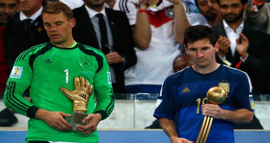 Messi suffers humiliation of walking past World Cup trophy TWICE Messi suffers humiliation of walking past World Cup trophy TWICE