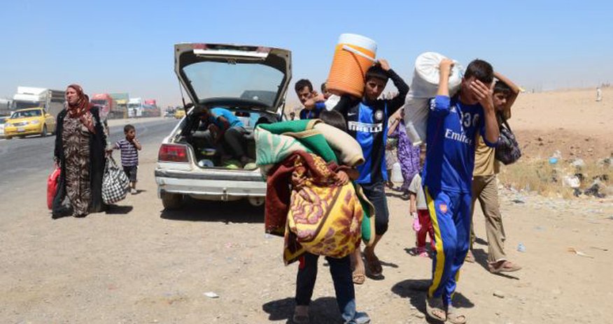 Thousands of Iraqi Christians pour out of Mosul - PHOTO+VIDEO Thousands of Iraqi Christians pour out of Mosul - PHOTO+VIDEO