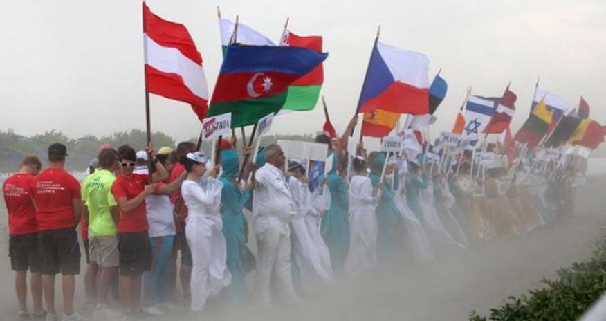 Флаг Азербайджана поднят в Армении Флаг Азербайджана поднят в Армении
