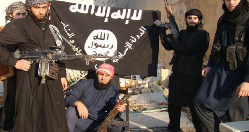İŞİD terrorçuları araq içir - VIDEO İŞİD terrorçuları araq içir - VIDEO