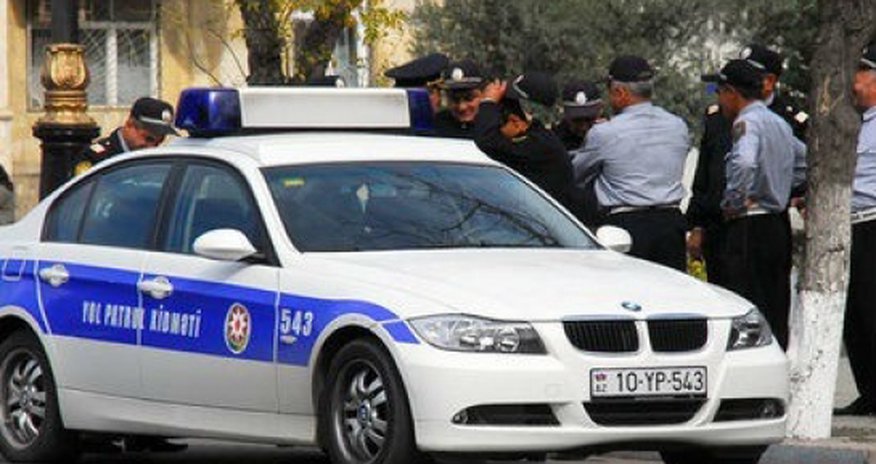 Sürücü sərxoş polis rəisini döydü Sürücü sərxoş polis rəisini döydü