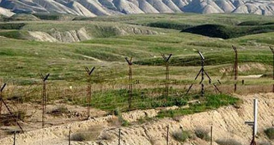 Азербайджан закрыл границу с Грузией Азербайджан закрыл границу с Грузией