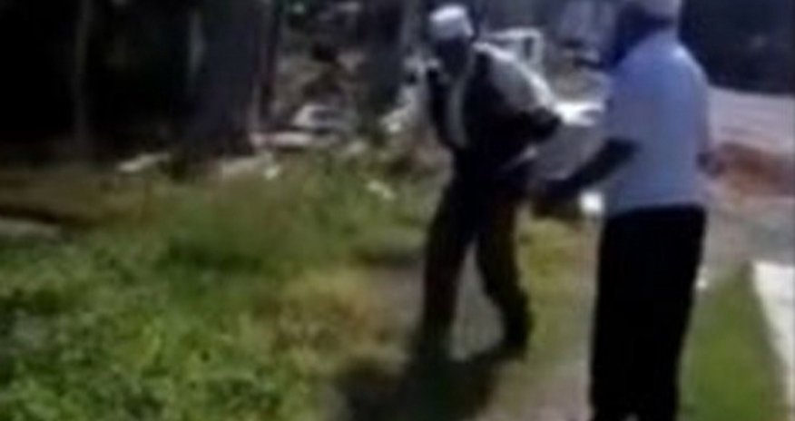 Molla mollanı yas üstündə bıçaqladı - Azərbaycanda Molla mollanı yas üstündə bıçaqladı - Azərbaycanda