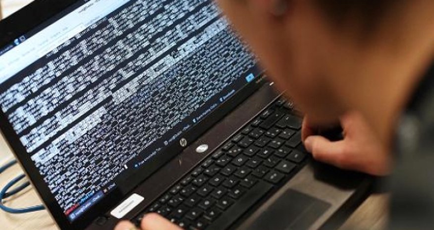 Russian hacker gang amasses 'largest ever' database of 1.2 billion online credentials Russian hacker gang amasses 'largest ever' database of 1.2 billion online credentials