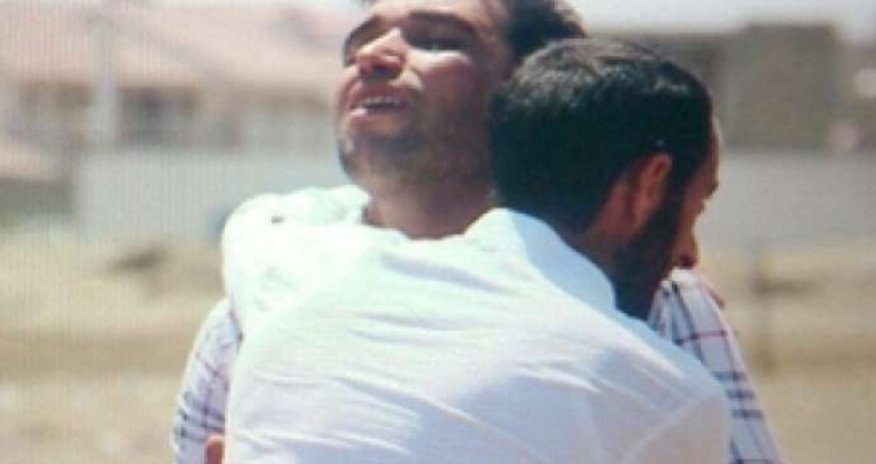 Üç uşağı dənizdə boğulan ata... Üç uşağı dənizdə boğulan ata...