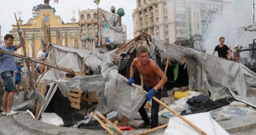 U.S. warns Russia not to intervene in Ukraine U.S. warns Russia not to intervene in Ukraine