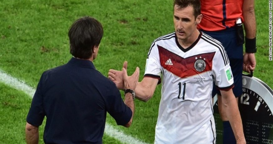 Miroslav Klose retires from international football Miroslav Klose retires from international football