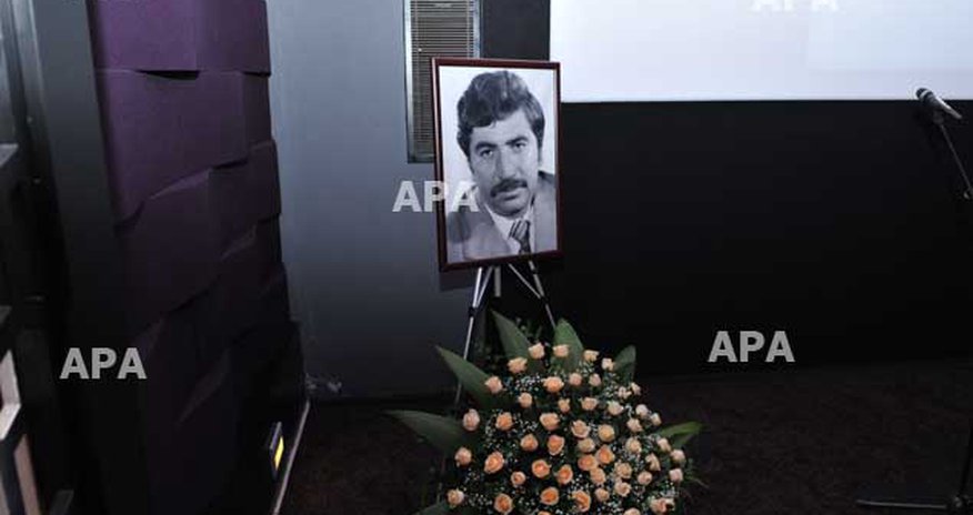Şahmar Ələkbərov anılıb - FOTOLAR Şahmar Ələkbərov anılıb - FOTOLAR