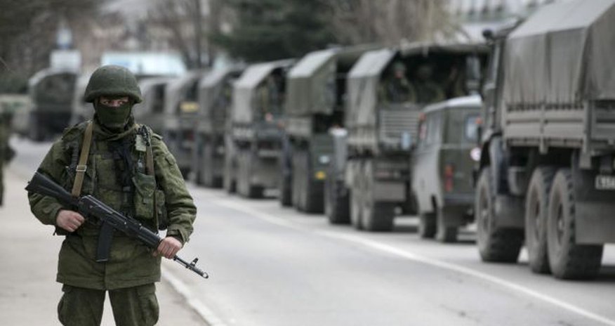 Russian military vehicles enter Ukraine - PHOTO Russian military vehicles enter Ukraine - PHOTO