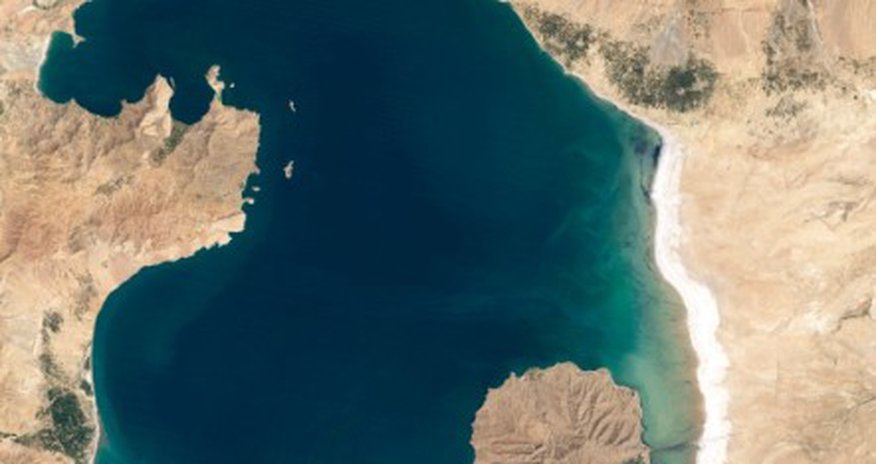 Save one dying lake, save the Middle East? - PHOTO - CNN Save one dying lake, save the Middle East? - PHOTO - CNN