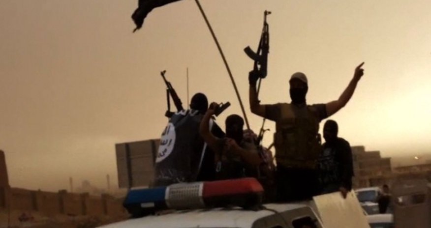 Iraq conflict: Kurds 'recapture oilfields from IS' Iraq conflict: Kurds 'recapture oilfields from IS'