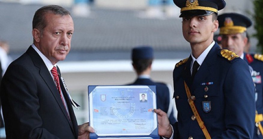 Hərbçilərimiz Ərdoğandan diplom aldı Hərbçilərimiz Ərdoğandan diplom aldı