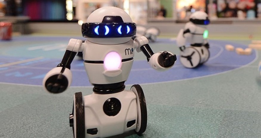 Yaponiyada robot dövrü başlayır Yaponiyada robot dövrü başlayır