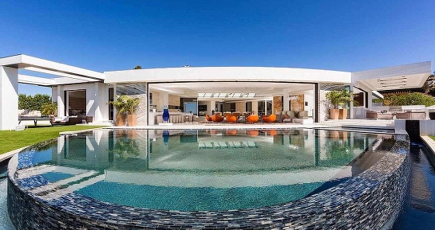 Beverley Hills mansion goes on sale for staggering $85MILLION - PHOTO+VIDEO Beverley Hills mansion goes on sale for staggering $85MILLION - PHOTO+VIDEO