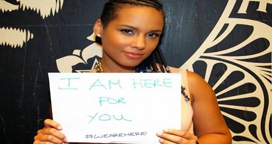Alicia Keys leaks own nude photo 'to create a kinder and more peaceful world' Alicia Keys leaks own nude photo 'to create a kinder and more peaceful world'
