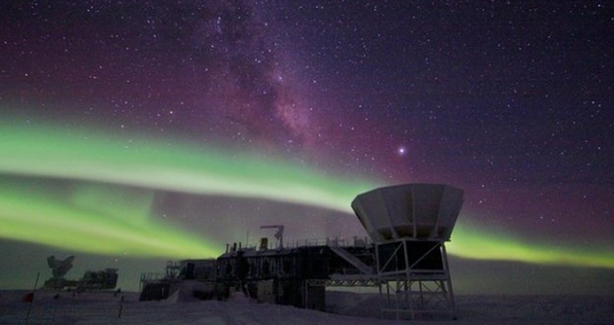 Cosmic inflation: BICEP 'underestimated' dust problem Cosmic inflation: BICEP 'underestimated' dust problem