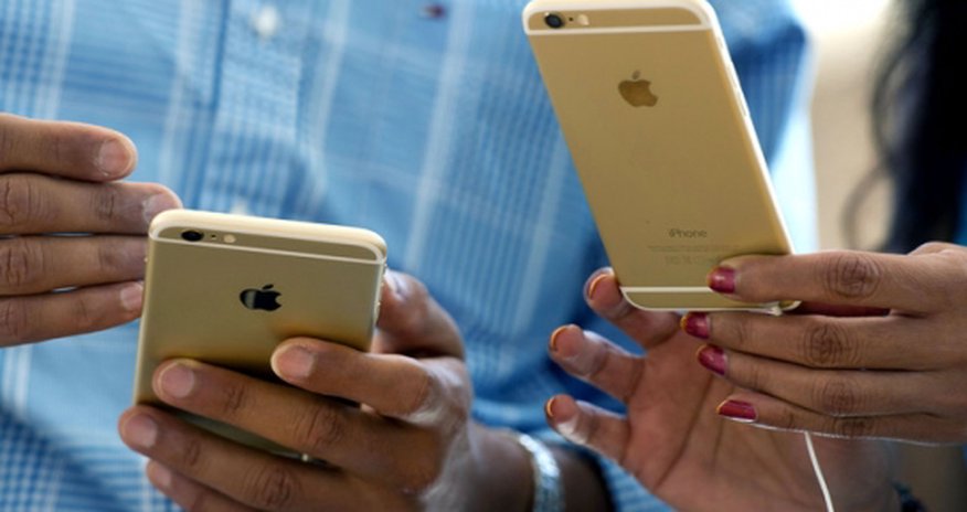 Bent IPhone 6 Plus Can Be Forced Back Into Shape Bent IPhone 6 Plus Can Be Forced Back Into Shape