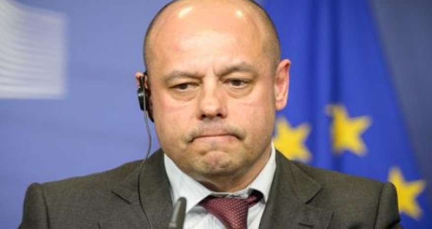 В Берлине начались трехсторонние переговоры по газу В Берлине начались трехсторонние переговоры по газу