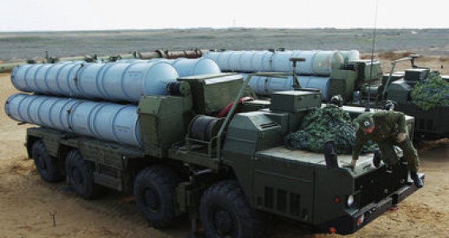 Россия стягивает к границе с Украиной ракетные комплексы Россия стягивает к границе с Украиной ракетные комплексы