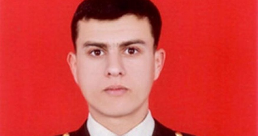 Şəhid zabit mükafatlandırıldı Şəhid zabit mükafatlandırıldı