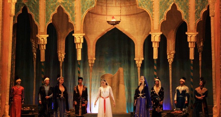 Məhəbbət və hiyləgərliyin təsirli hekayəti - "Qız qalası" baleti - FOTOLAR Məhəbbət və hiyləgərliyin təsirli hekayəti - "Qız qalası" baleti - FOTOLAR