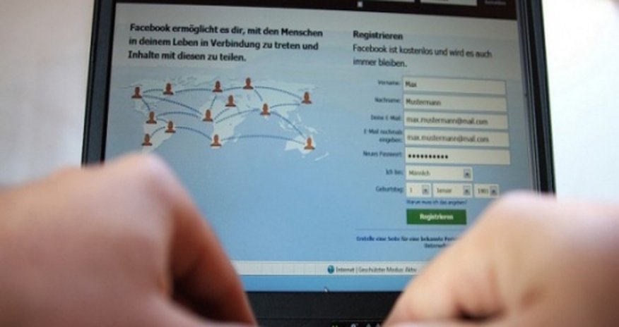 Facebook Readying App for Anonymous Sharing Facebook Readying App for Anonymous Sharing