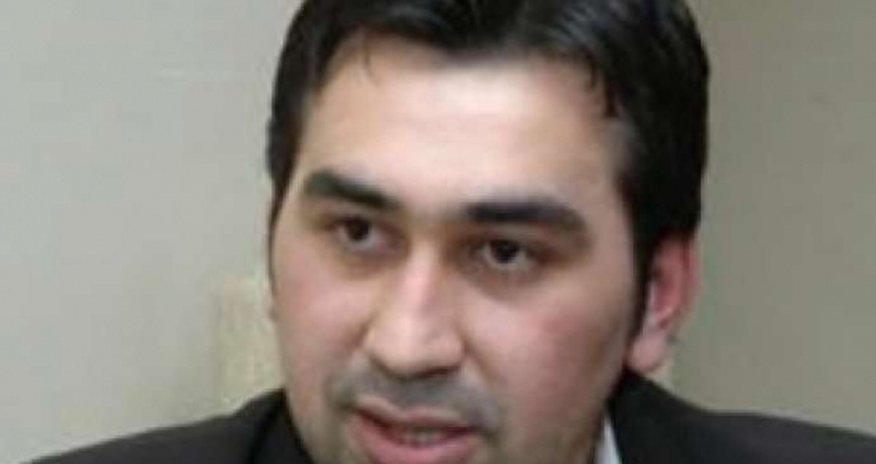 Певец совершил аварию и сбежал -ВИДЕО Певец совершил аварию и сбежал -ВИДЕО