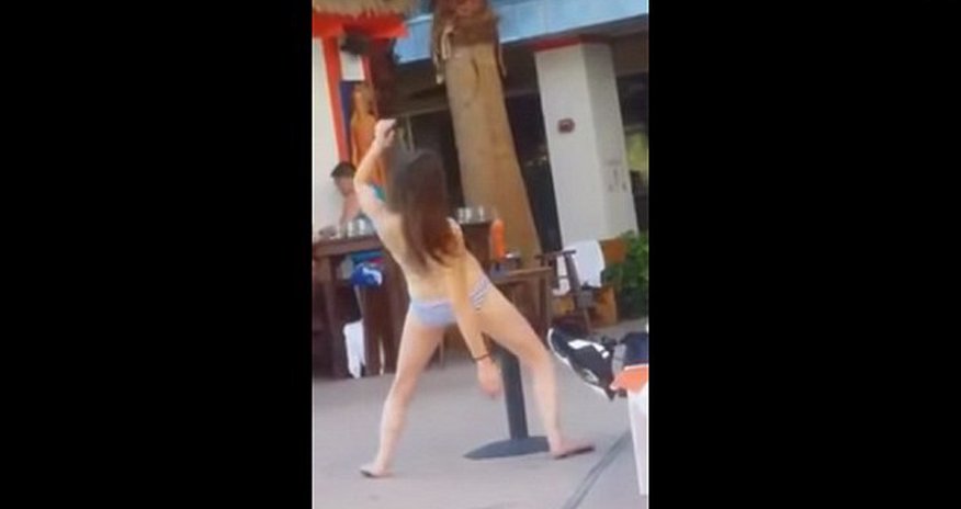 Woman spends a full minute trying to capture the perfect - PHOTO+VIDEO Woman spends a full minute trying to capture the perfect - PHOTO+VIDEO