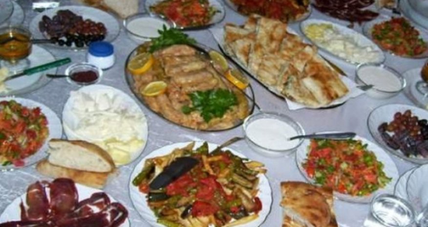 Rüşvət verib ehsan süfrəsi açdılar - Azərbaycanda ilk Rüşvət verib ehsan süfrəsi açdılar - Azərbaycanda ilk
