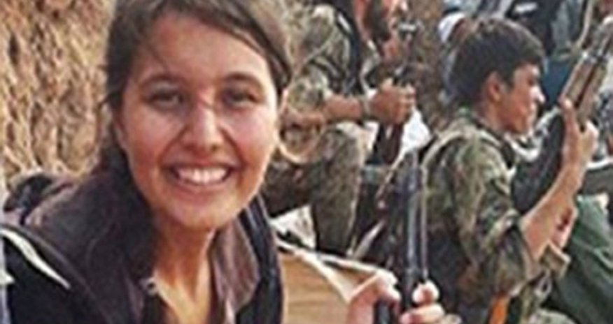 İŞİD-lə döyüşən gözəl: "Bu, azadlığımız üçündü" İŞİD-lə döyüşən gözəl: "Bu, azadlığımız üçündü"