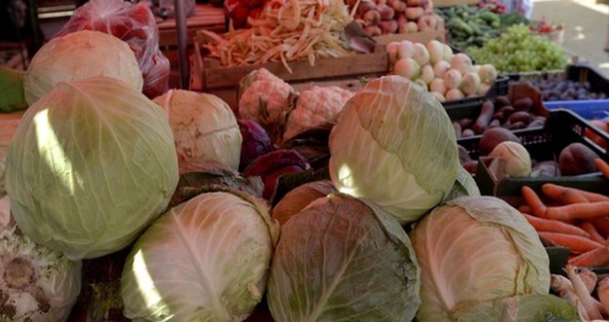 Azerbaijan reduces import of fruit and vegetables Azerbaijan reduces import of fruit and vegetables