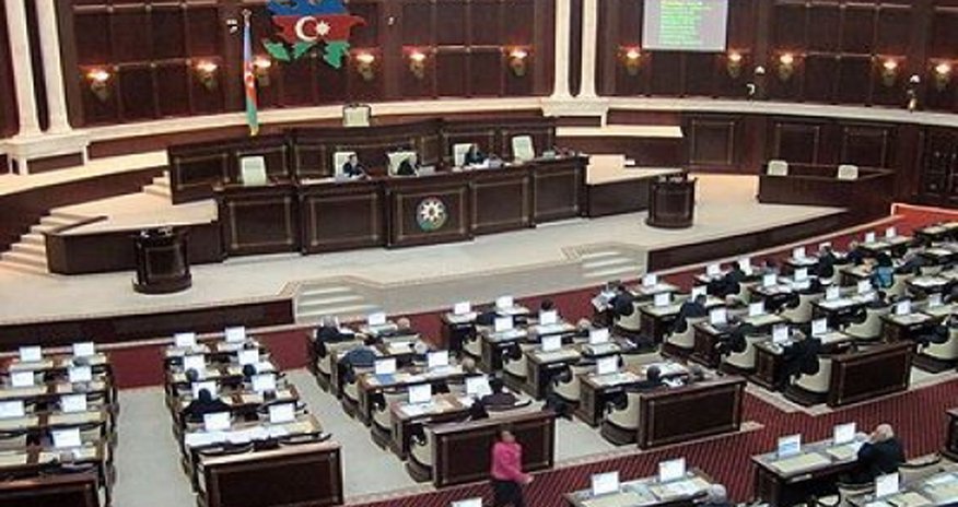 Парламент начинает обсуждение проекта госбюджета на 2015 год Парламент начинает обсуждение проекта госбюджета на 2015 год