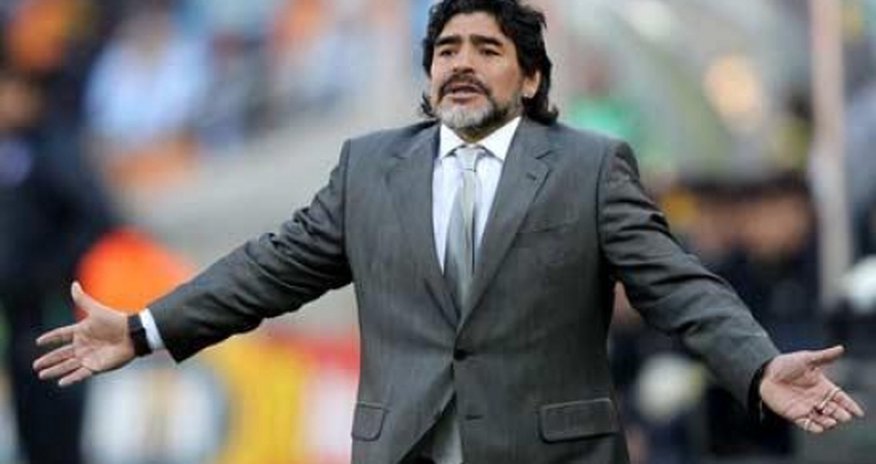 Maradonanın 20 milyon dolları oğurlanıb Maradonanın 20 milyon dolları oğurlanıb
